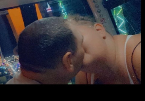 hotmarriedcouple9185vip onlyfans leaked picture 2