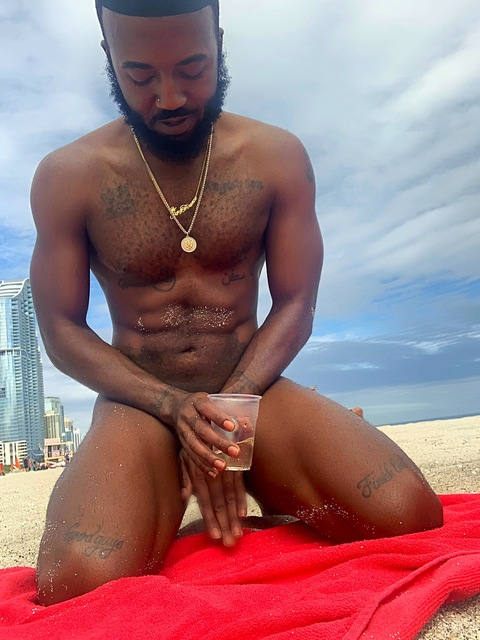 i_kingt onlyfans leaked picture 2