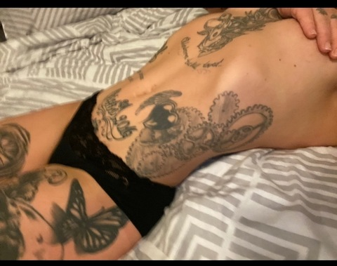 inkednixon onlyfans leaked picture 2