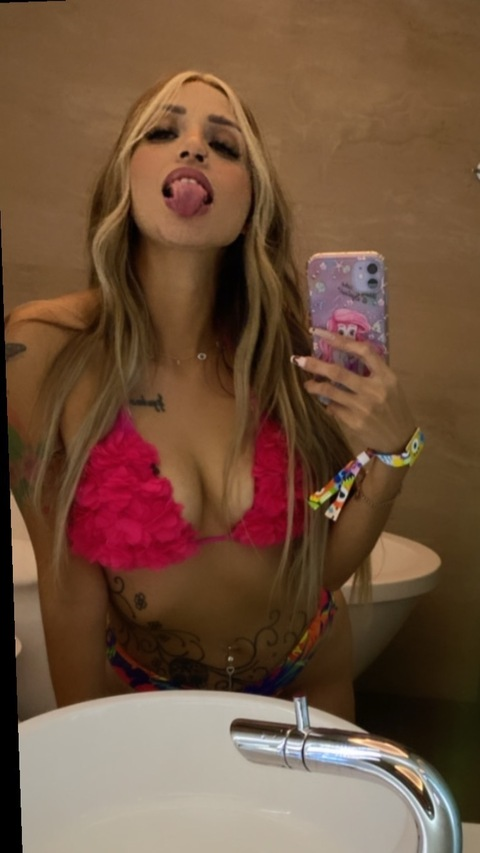 itzibae onlyfans leaked picture 2
