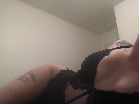 jbrea99 onlyfans leaked picture 2