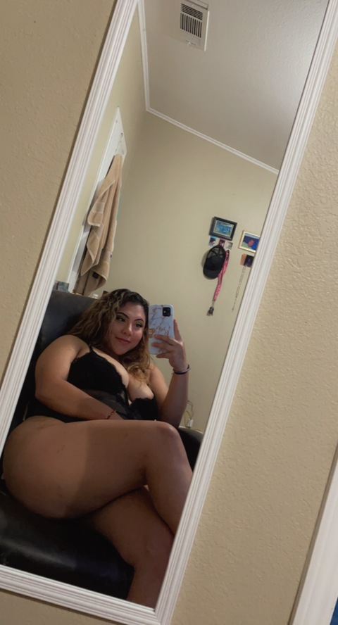 jennsanchez_v onlyfans leaked picture 2