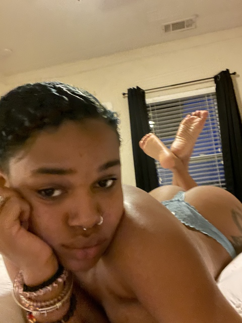 juicccyyjayy onlyfans leaked picture 2