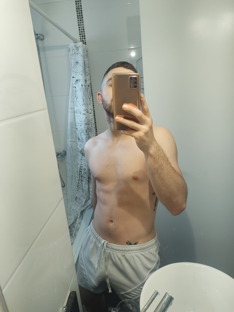 kiee_vip onlyfans leaked picture 2