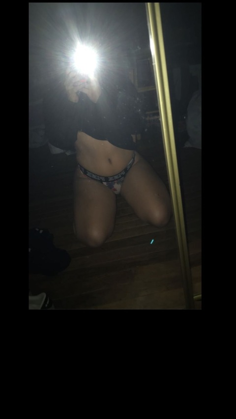 leah_6669 onlyfans leaked picture 2