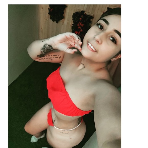 linaramirez onlyfans leaked picture 2