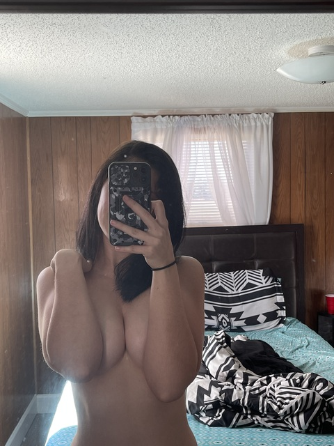 liv010 onlyfans leaked picture 2