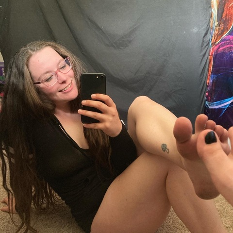 lizzieloves420 onlyfans leaked picture 2