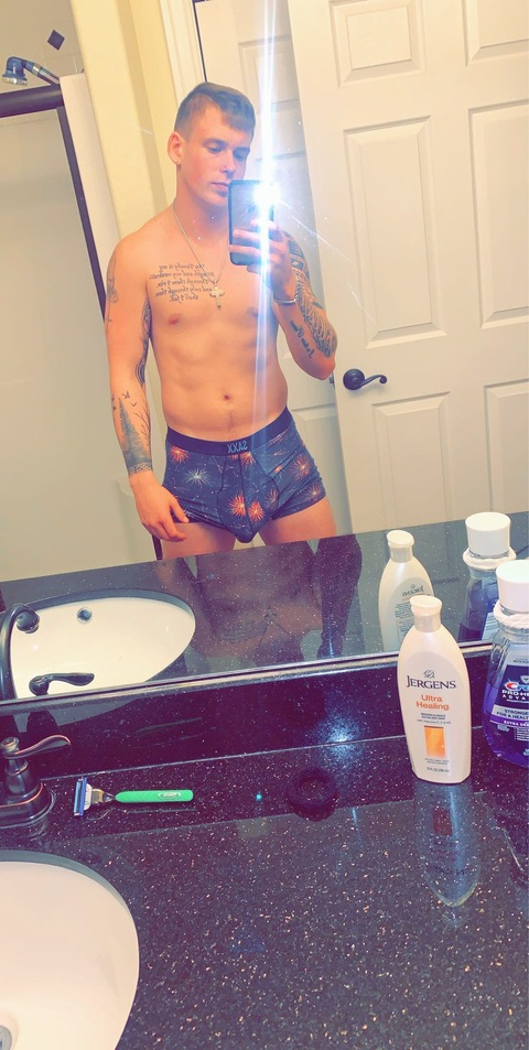 llevi2019 onlyfans leaked picture 2