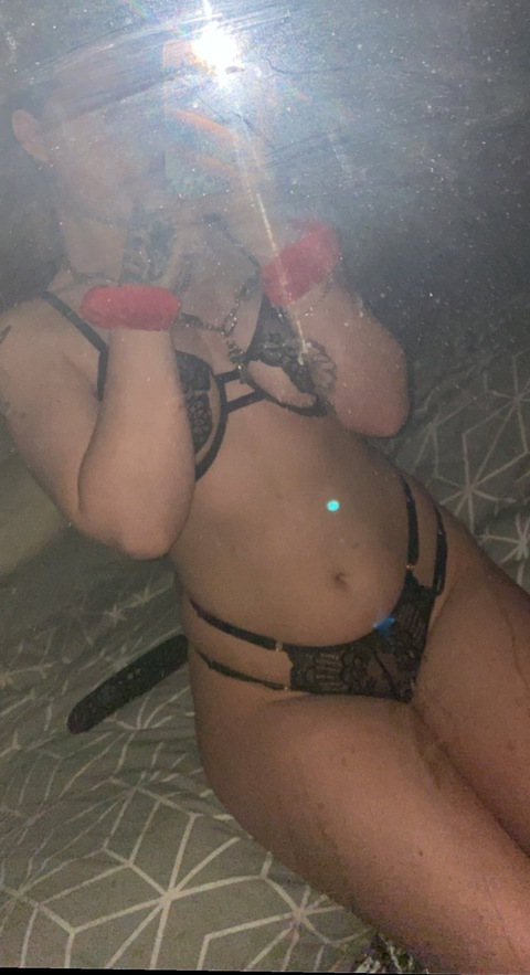 lou884 onlyfans leaked picture 2