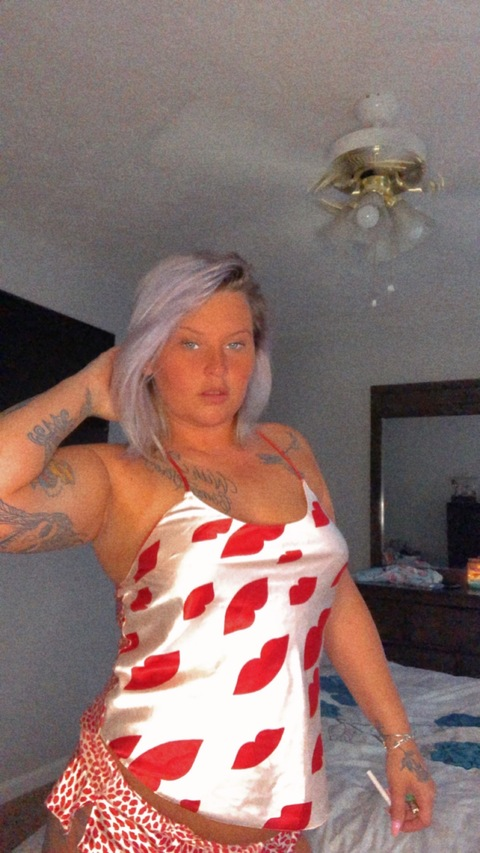 love_belle onlyfans leaked picture 2