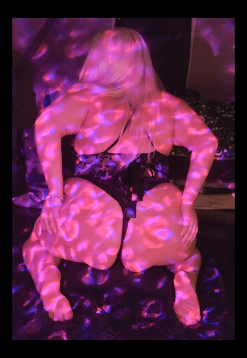 lunalovegood1221 onlyfans leaked picture 2