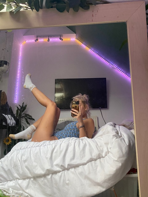 lydiamayy onlyfans leaked picture 2