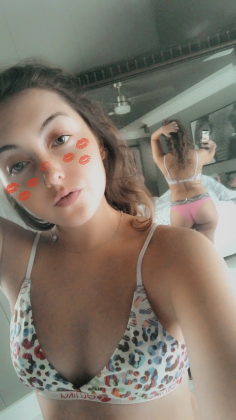 lylaroseeee onlyfans leaked picture 2