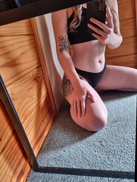 maddiee_janee_97 onlyfans leaked picture 2