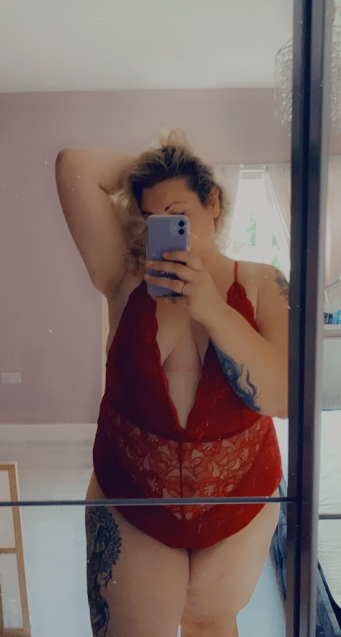 maebbaby onlyfans leaked picture 2