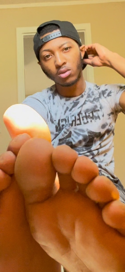 masterlonzofeet onlyfans leaked picture 2