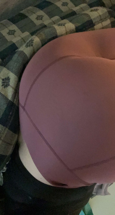 milkymamafromreddit onlyfans leaked picture 2