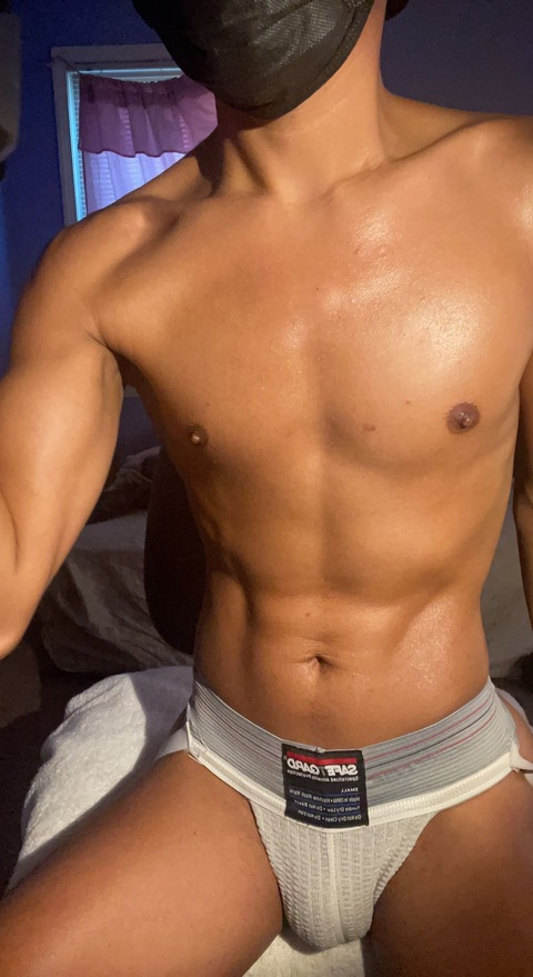 misterqtee onlyfans leaked picture 2