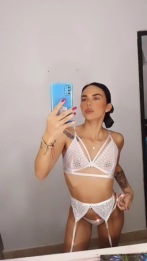 moniiacosta02 onlyfans leaked picture 2