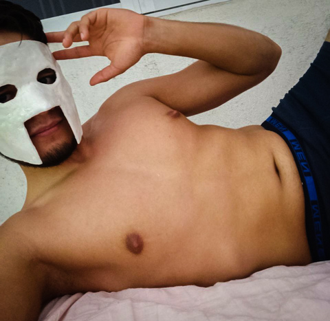 mr.paria99 onlyfans leaked picture 2