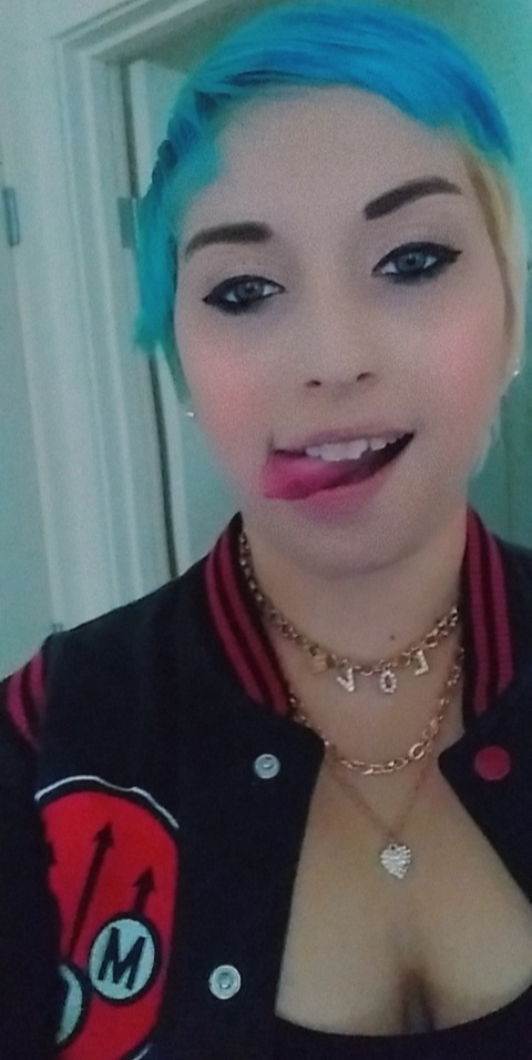 nicareneebalenciga onlyfans leaked picture 2