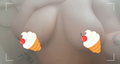 notaregular_momxx onlyfans leaked picture 2