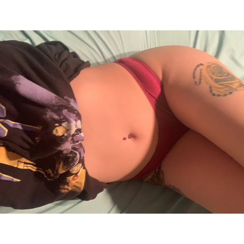 novababy98 onlyfans leaked picture 2