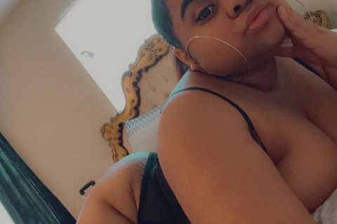 nya.xoxo onlyfans leaked picture 2