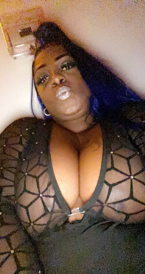 nympho773 onlyfans leaked picture 2