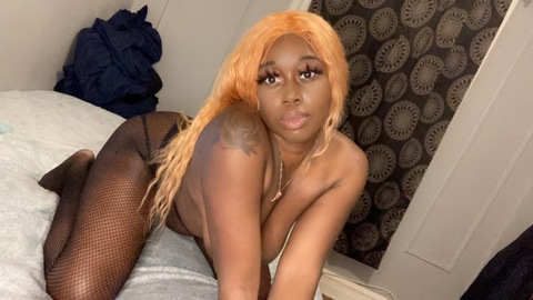 queen_cici9 onlyfans leaked picture 2