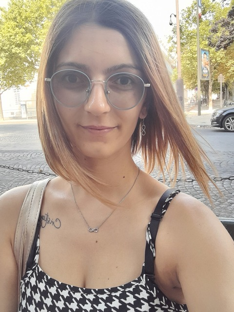 raluca199 onlyfans leaked picture 2
