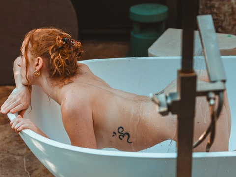 redvixen.xo onlyfans leaked picture 2