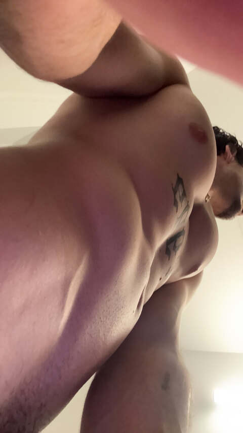 roccopeters onlyfans leaked picture 2