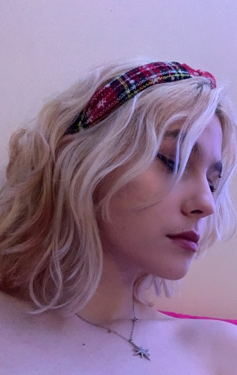 rocutey onlyfans leaked picture 2