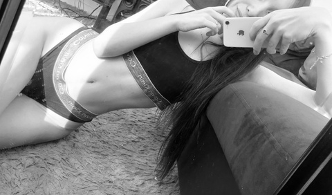 s_fia onlyfans leaked picture 2