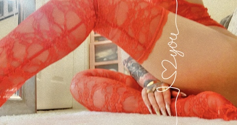 savannaaloveee onlyfans leaked picture 2