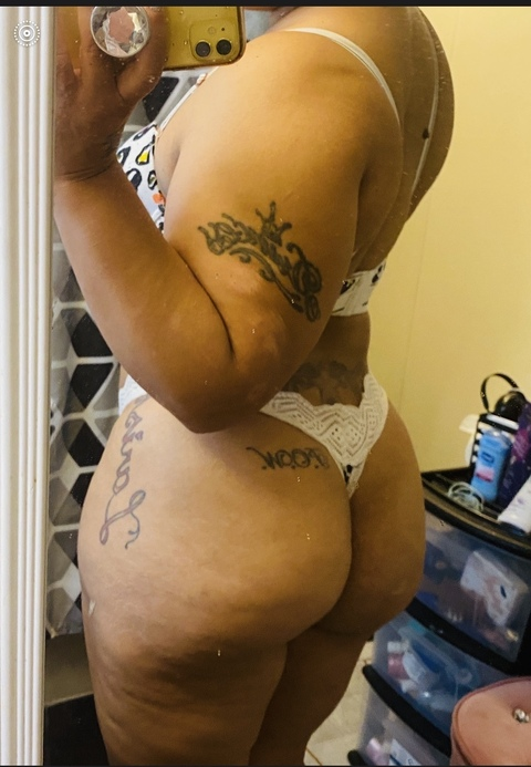 serenapassionxxx onlyfans leaked picture 2