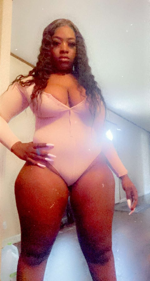 sexyyyblackkk1 onlyfans leaked picture 2