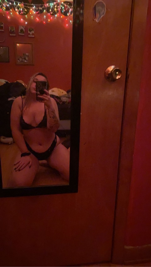 shelbs_shelbs24 onlyfans leaked picture 2