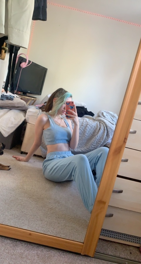 snow_elle_2 onlyfans leaked picture 2