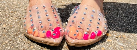 snowyarches onlyfans leaked picture 2