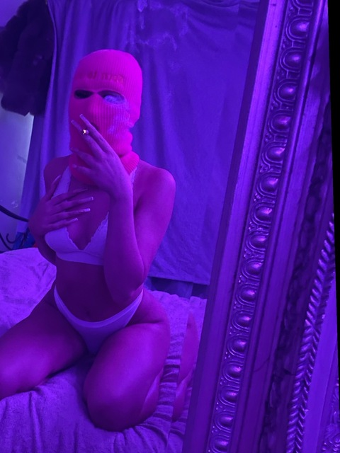 sorchamcgrathxox onlyfans leaked picture 2