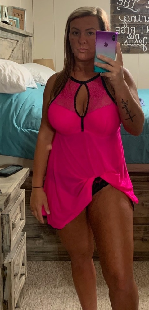 southernsweetie88 onlyfans leaked picture 2