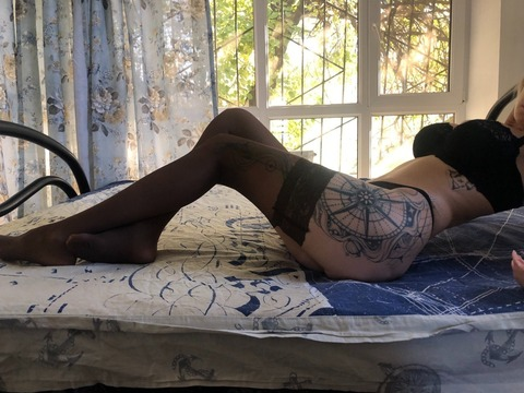 stella_vinks onlyfans leaked picture 2