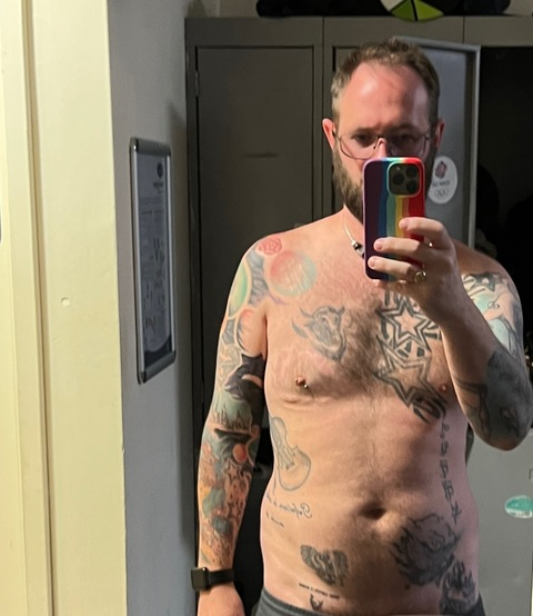 tat_pat_31 onlyfans leaked picture 2