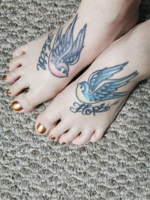 tattooed_tootsies onlyfans leaked picture 2