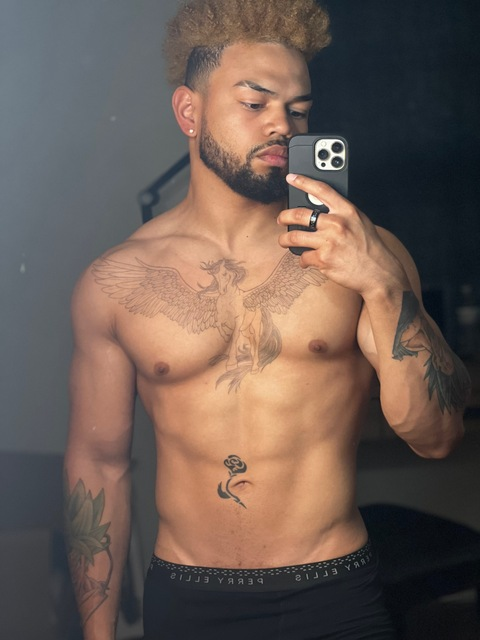 thadstrength onlyfans leaked picture 2