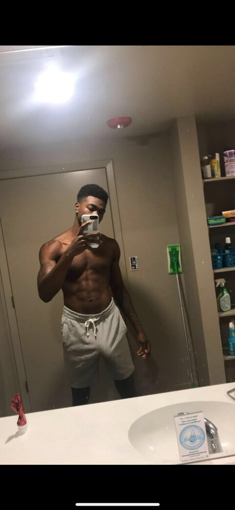 thechosenone1 onlyfans leaked picture 2