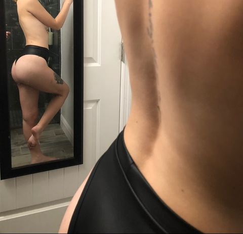 thesultryfae onlyfans leaked picture 2